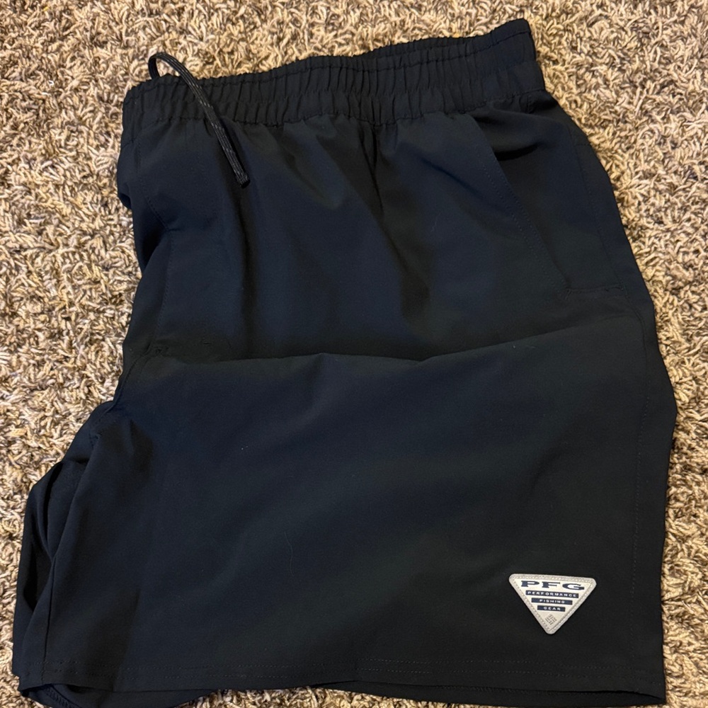 Columbia Men's Athletic Black Shorts